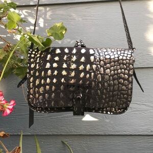 Elegant Silver Embossed Black Street Wear Shoulder Bag